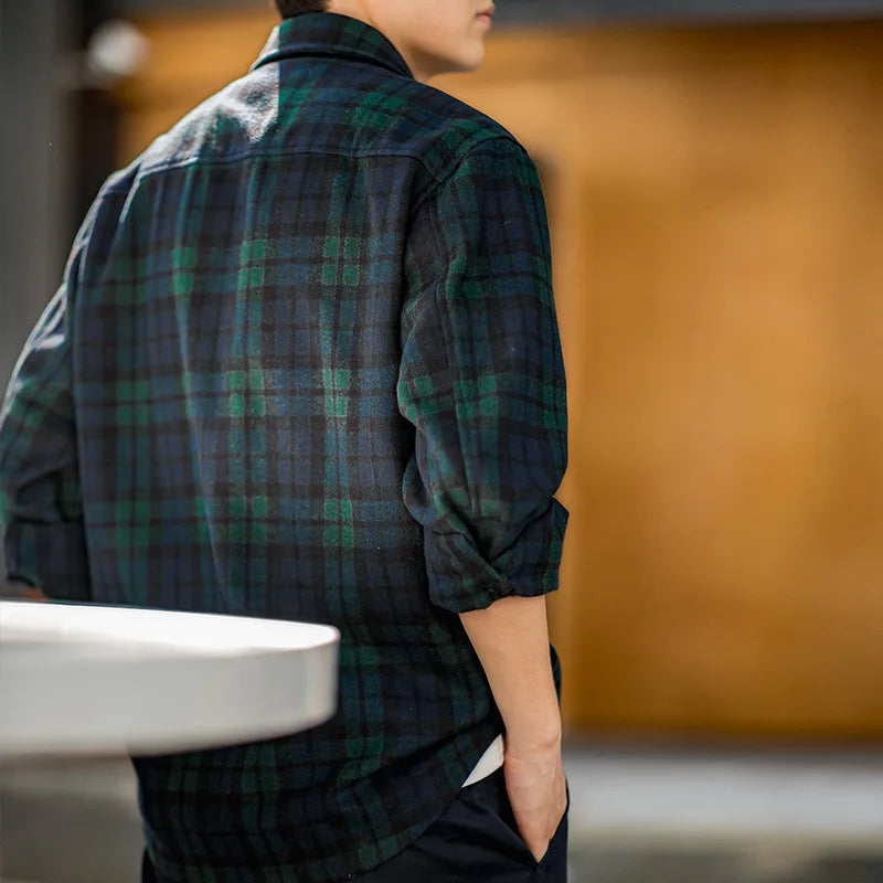 Thomas Hillas | Karierter Overshirt-Style