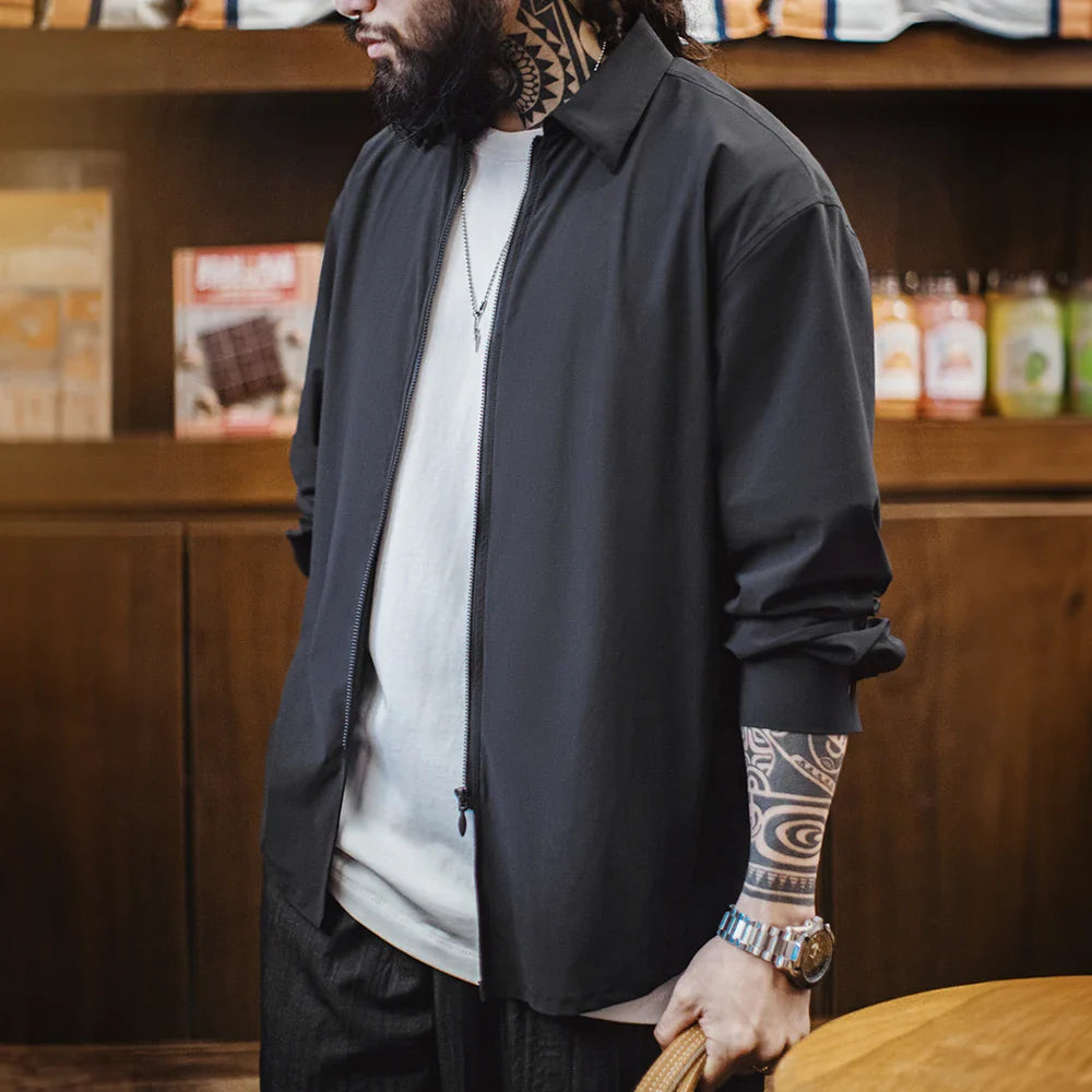 Thomas Hillas | Cleanes Zip-Shirt – Minimalismus trifft Funktion