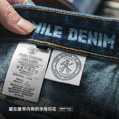 Thomas Hillas | Retro Klassischer Denim-Look mit modernem Komfort