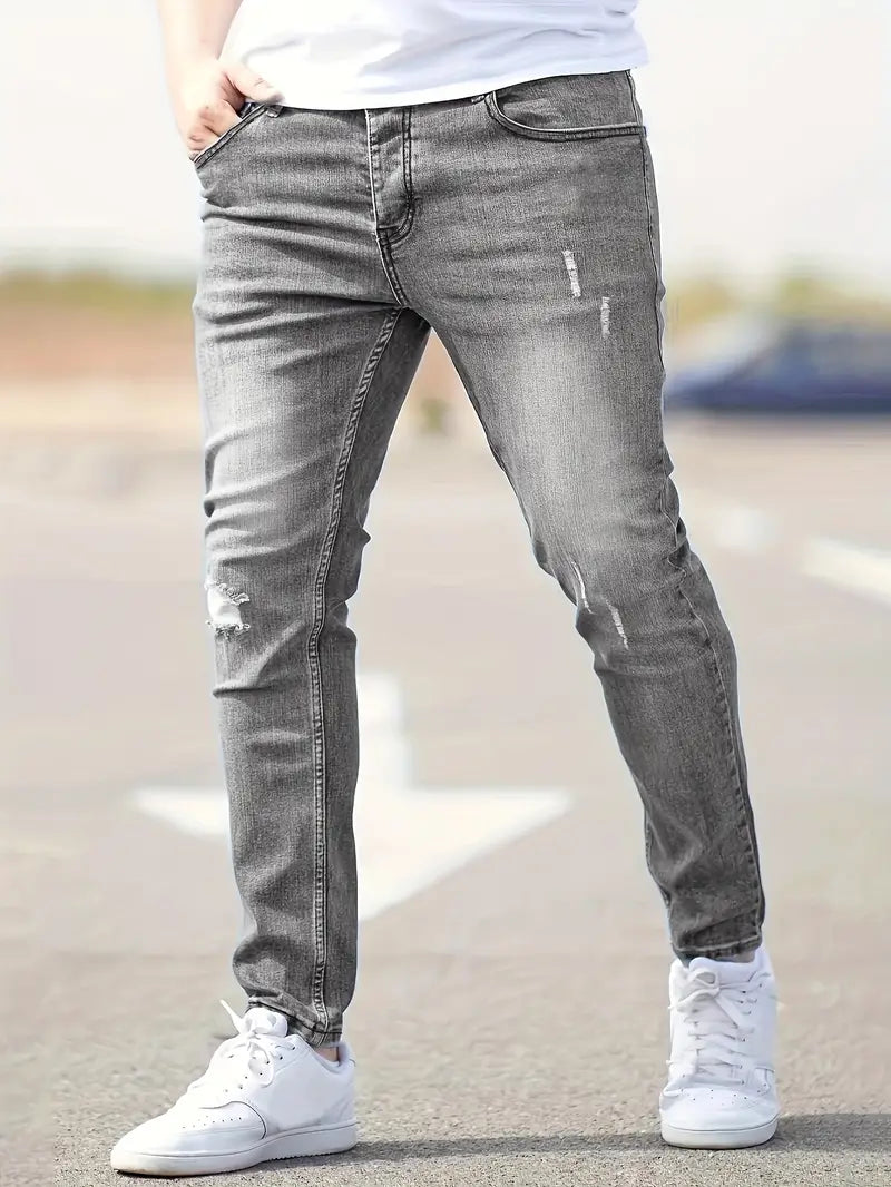 Thomas Hillas | Zerrissene jeans für den frühling